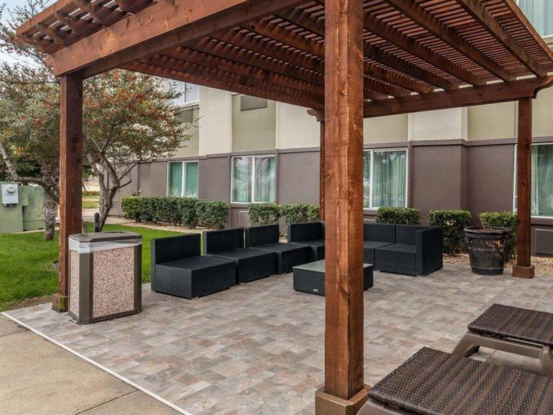 Comfort Suites The Colony - Plano West Exterior photo