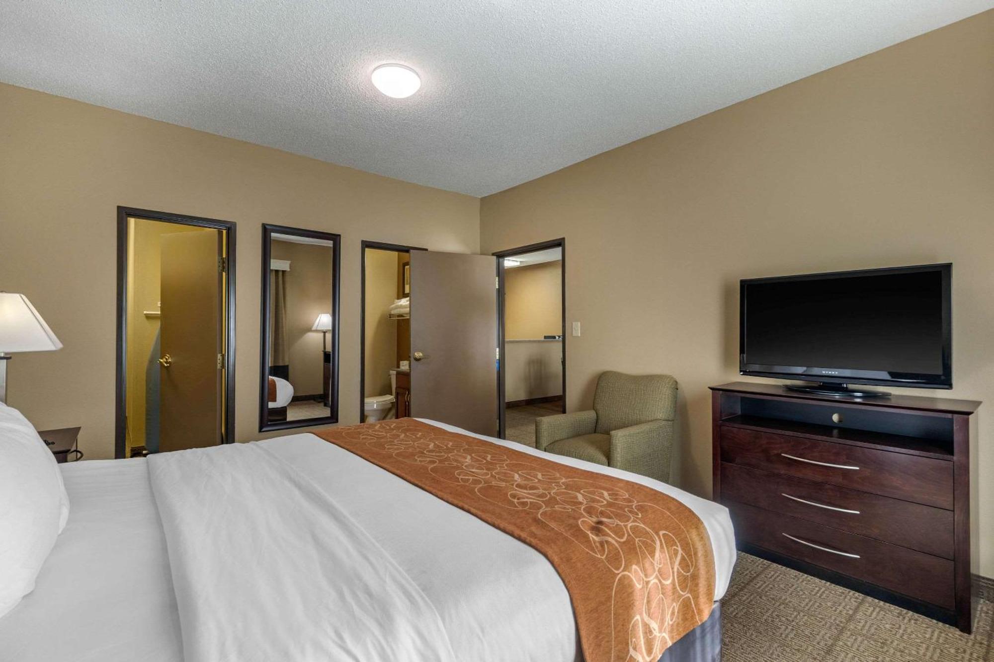 Comfort Suites The Colony - Plano West Exterior photo