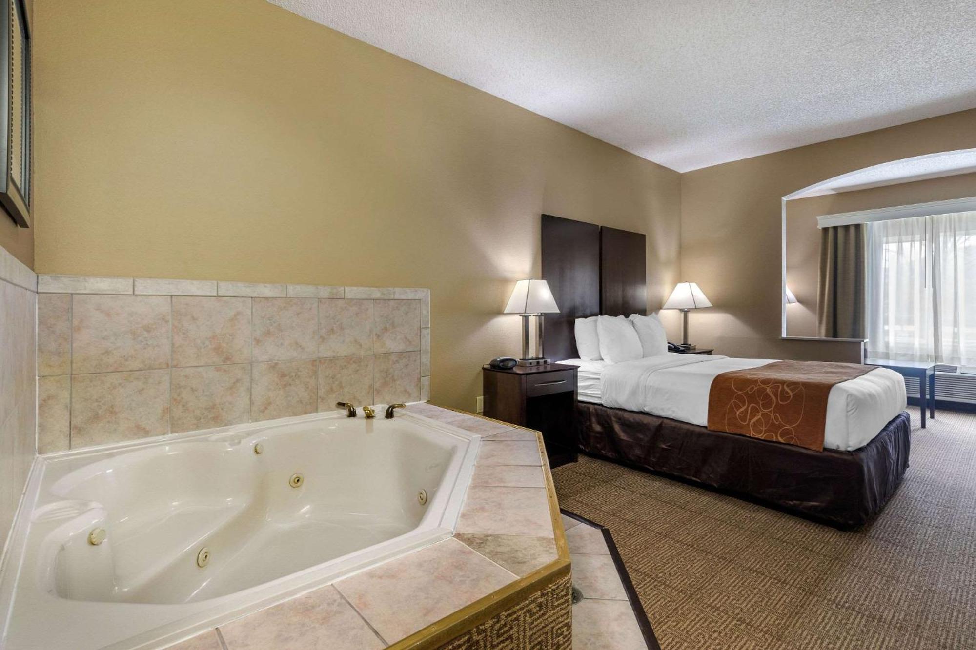 Comfort Suites The Colony - Plano West Exterior photo